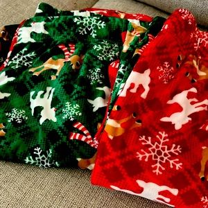 Drawstring Christmas pajama bottoms!